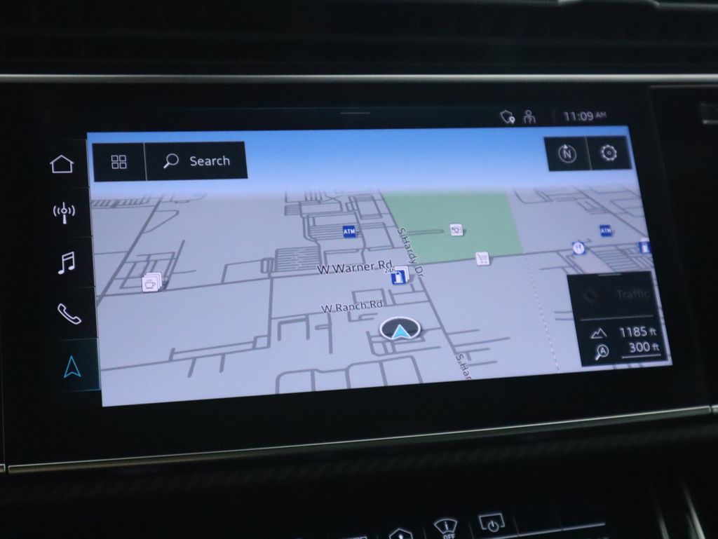 Thumbnail: 2024 Audi RS Q8 - 15