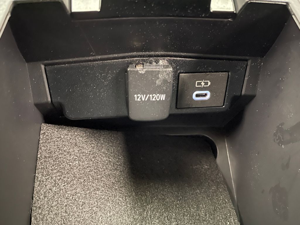 Thumbnail: 2024 Toyota Corolla Cross - 32