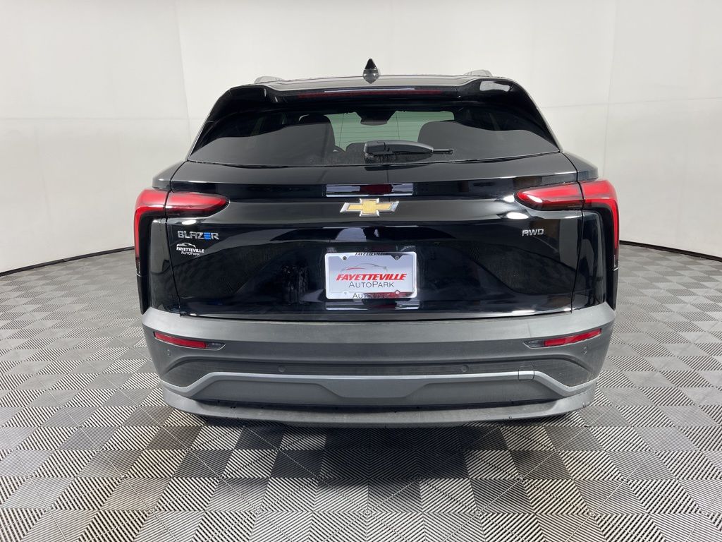 Thumbnail: 2025 Chevrolet Blazer EV - 13