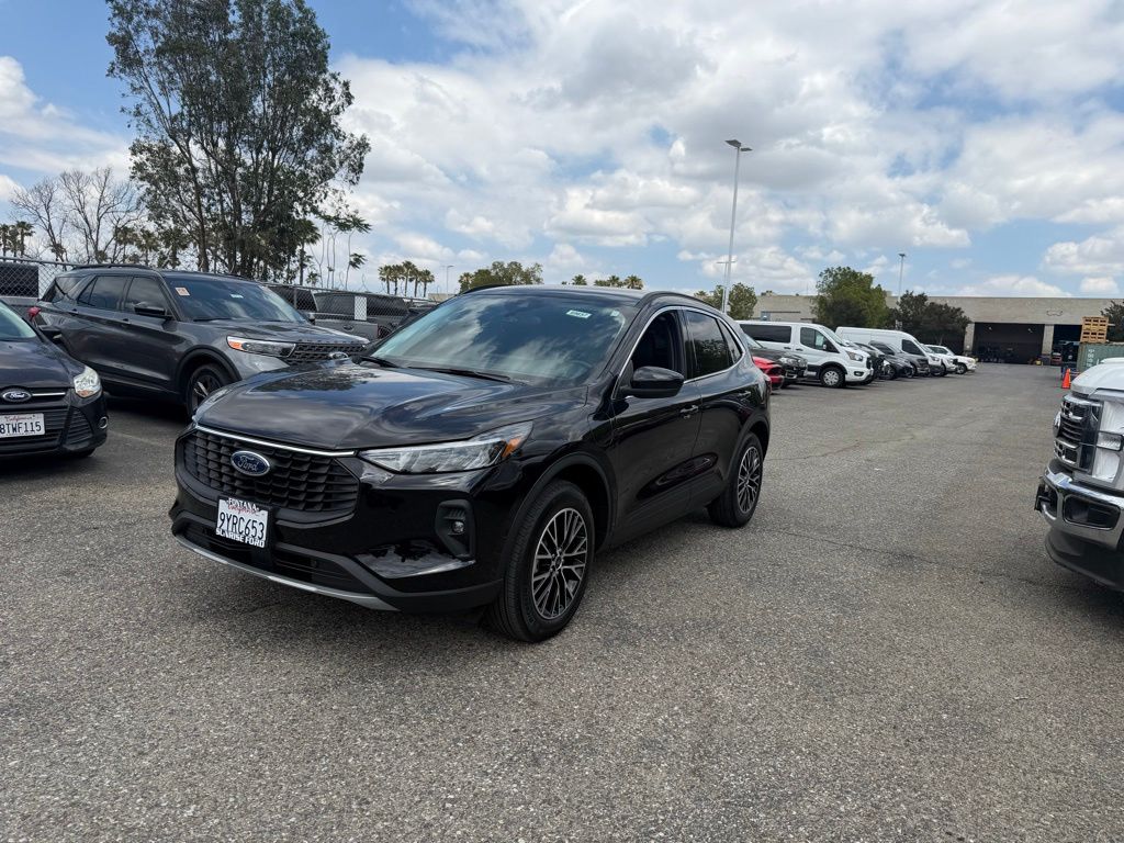 Black Metallic 2025 Ford Escape Hybrid Plug-in FWD SUV / Crossover Front-Wheel Drive Continuously Variable Transmission