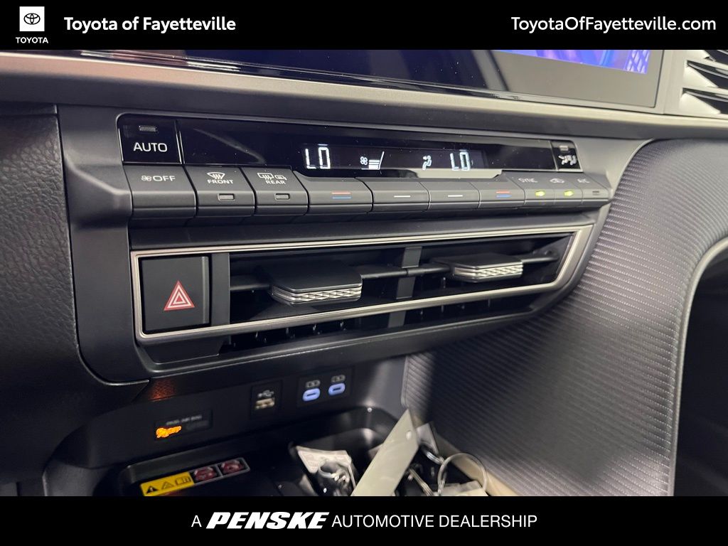 Thumbnail: 2025 Toyota Camry - 30