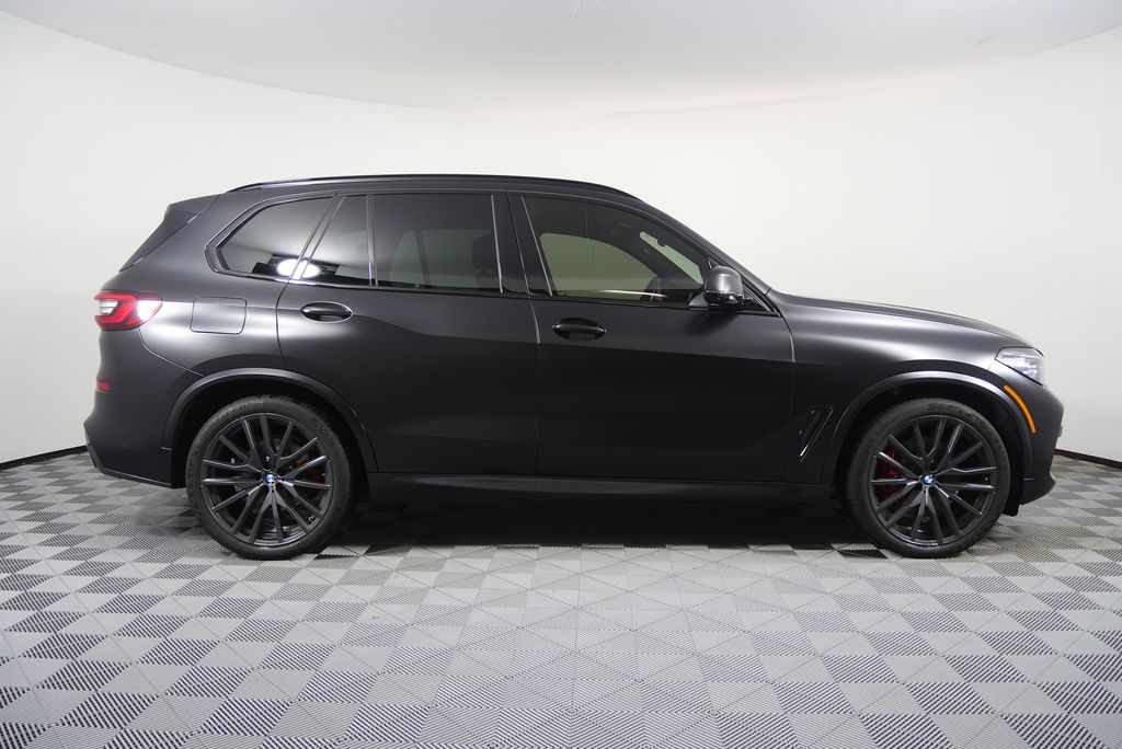 Thumbnail: 2022 BMW X5 - 2
