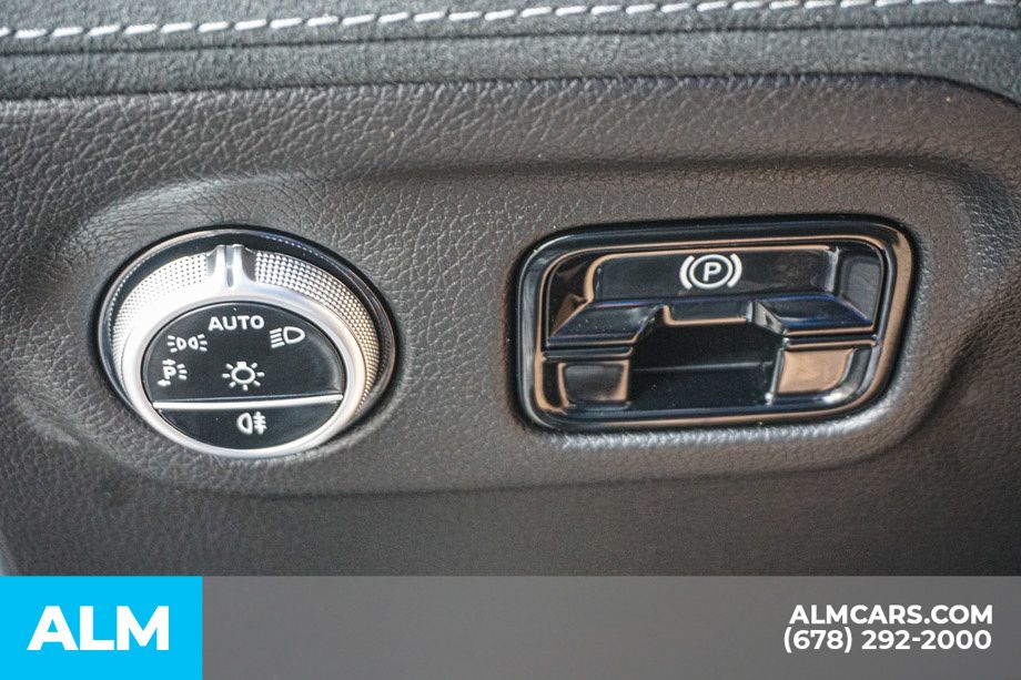 Used 2023 Gray Mercedes-Benz Base image 46