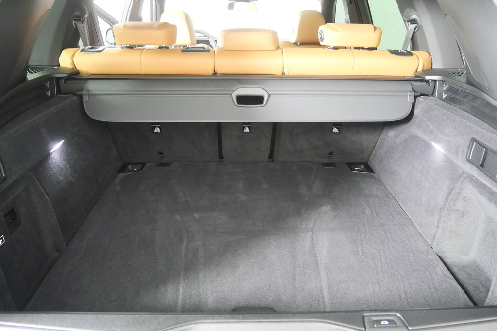 Thumbnail: 2025 BMW X5 - 17