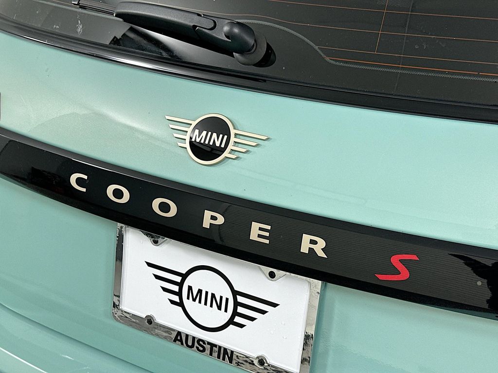 2025 MINI Cooper Hardtop S 21