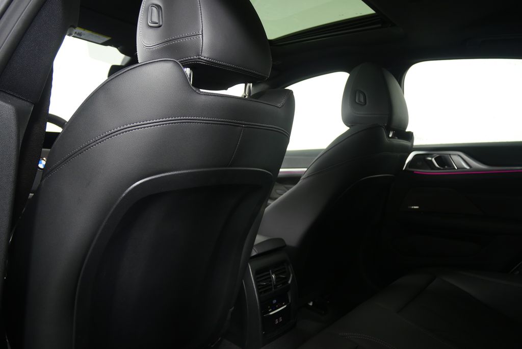 Thumbnail: 2025 BMW 4 Series - 20