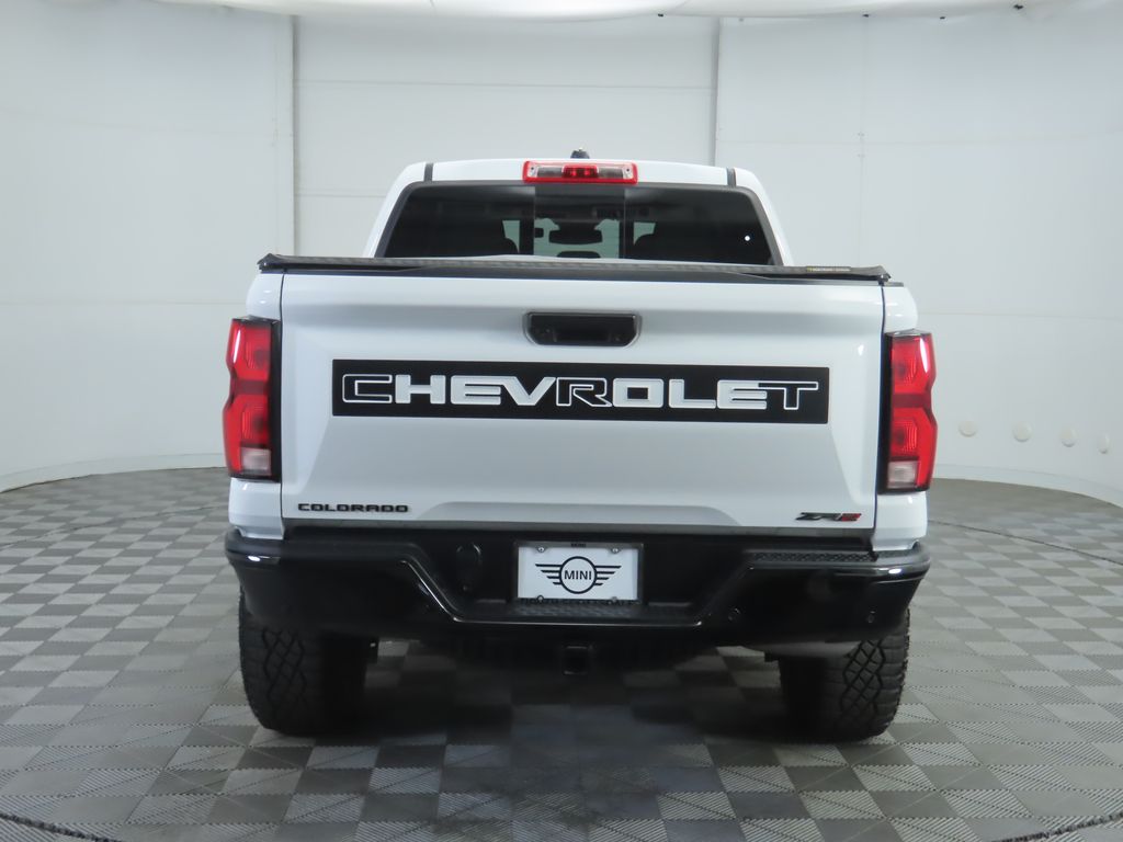 Thumbnail: 2024 Chevrolet Colorado - 6