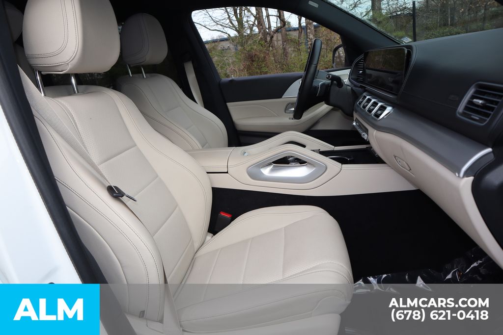 Used 2025 White Mercedes-Benz GLS 450 image 33