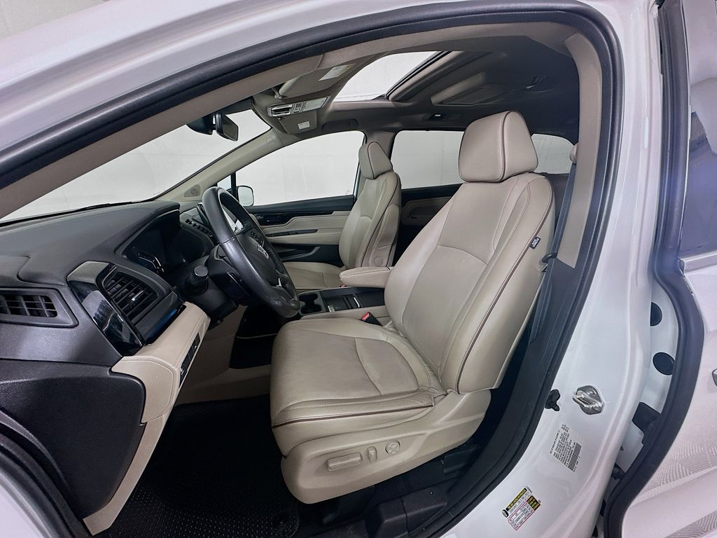 Thumbnail: 2021 Honda Odyssey - 20