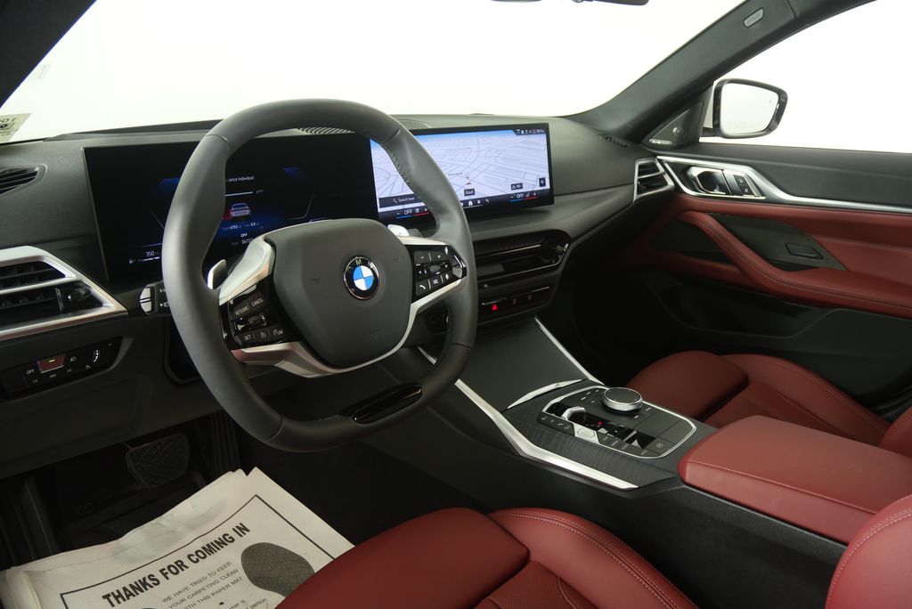 Thumbnail: 2025 BMW 4 Series - 12