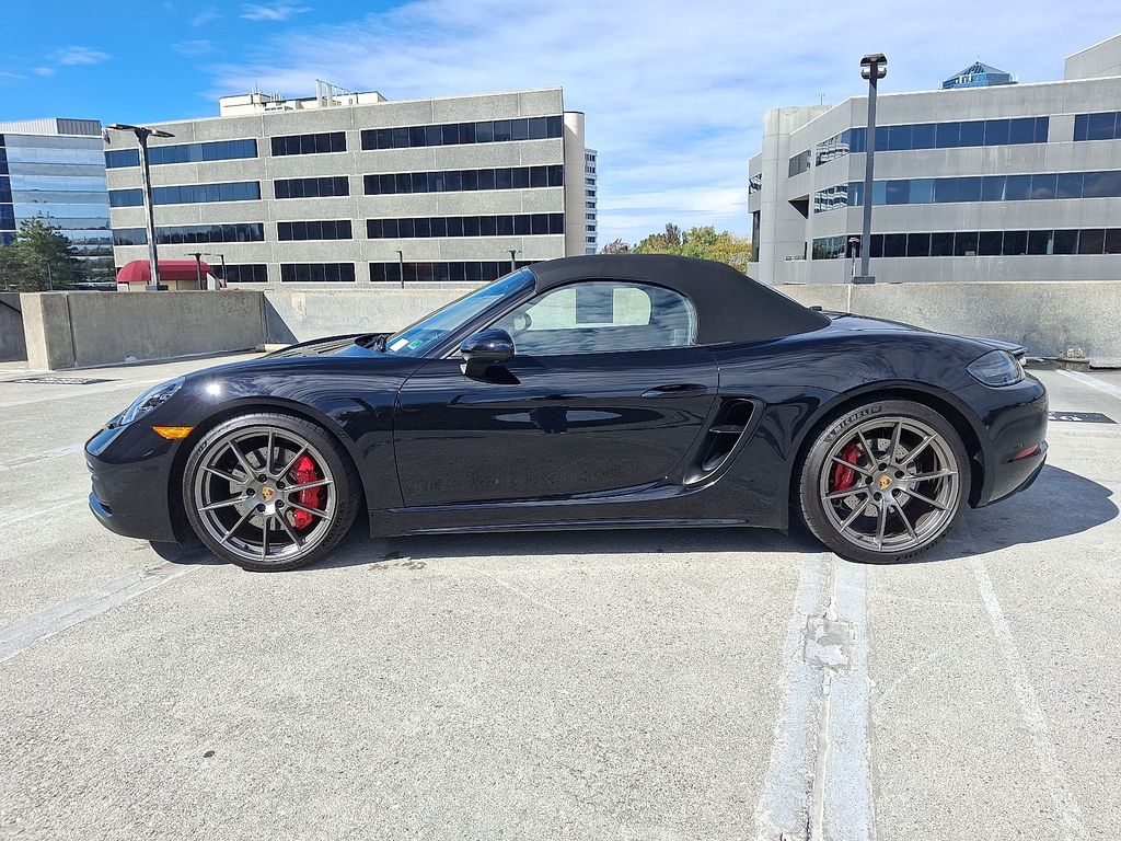 Thumbnail: 2024 Porsche 718 Boxster - 11