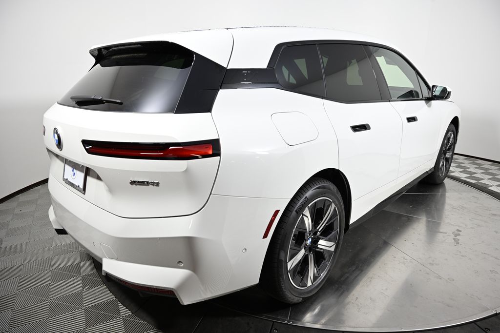 Thumbnail: 2026 BMW iX - 5