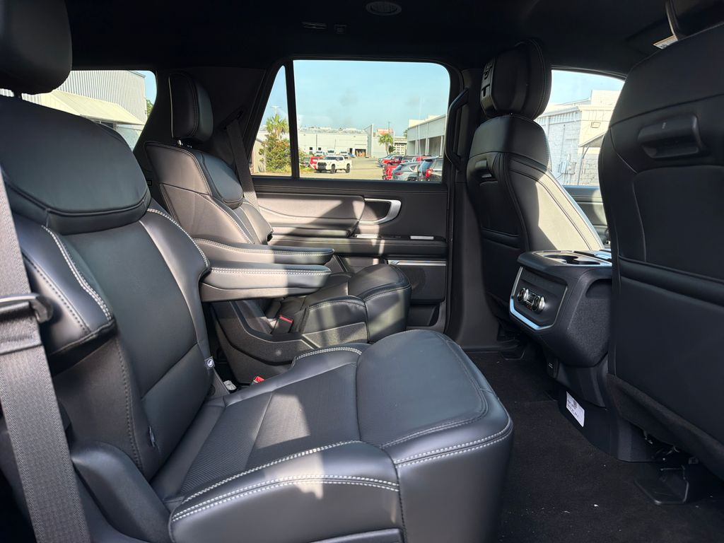 New 2027 Black Ford Platinum image 29