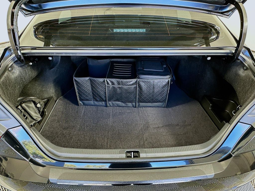 Thumbnail: 2025 Toyota Camry - 26