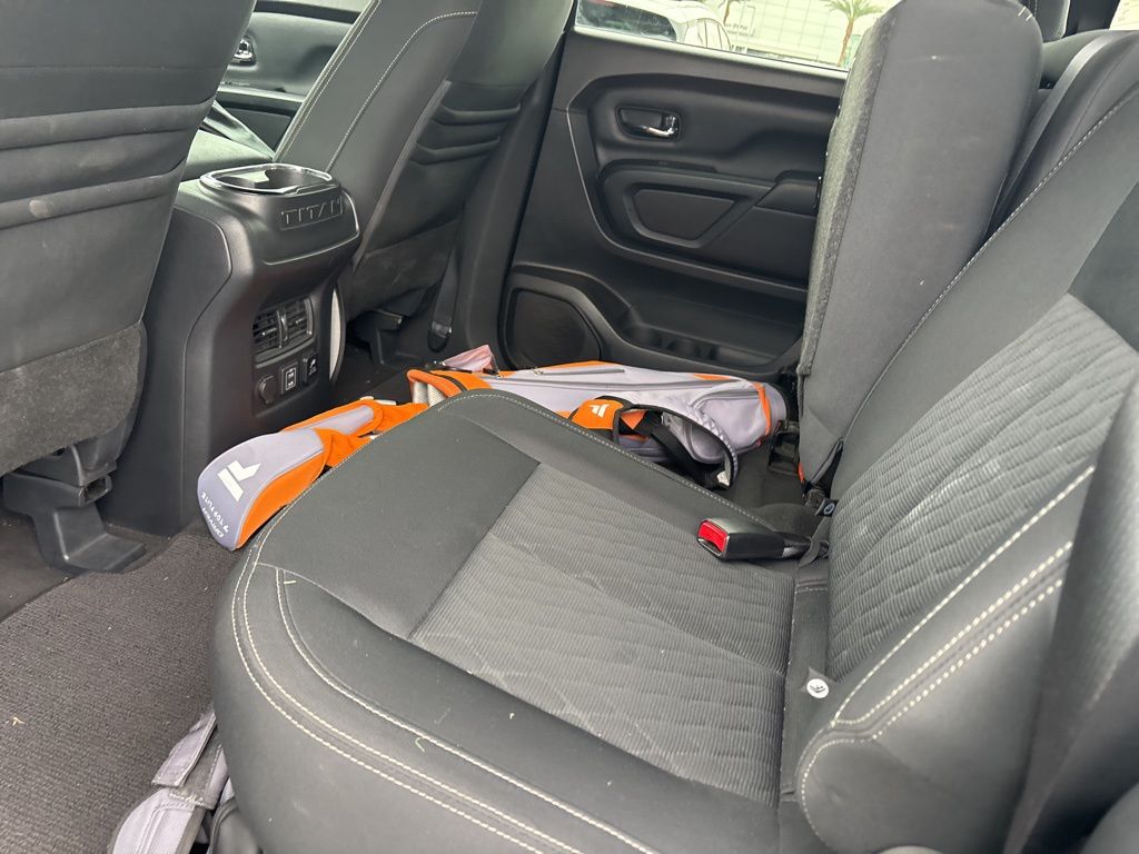 Thumbnail: 2019 Nissan Titan - 9