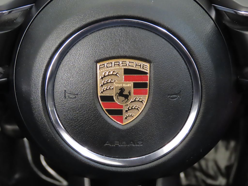 Thumbnail: 2022 Porsche Macan - 20