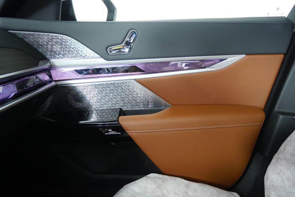 Thumbnail: 2026 BMW 7 Series - 23
