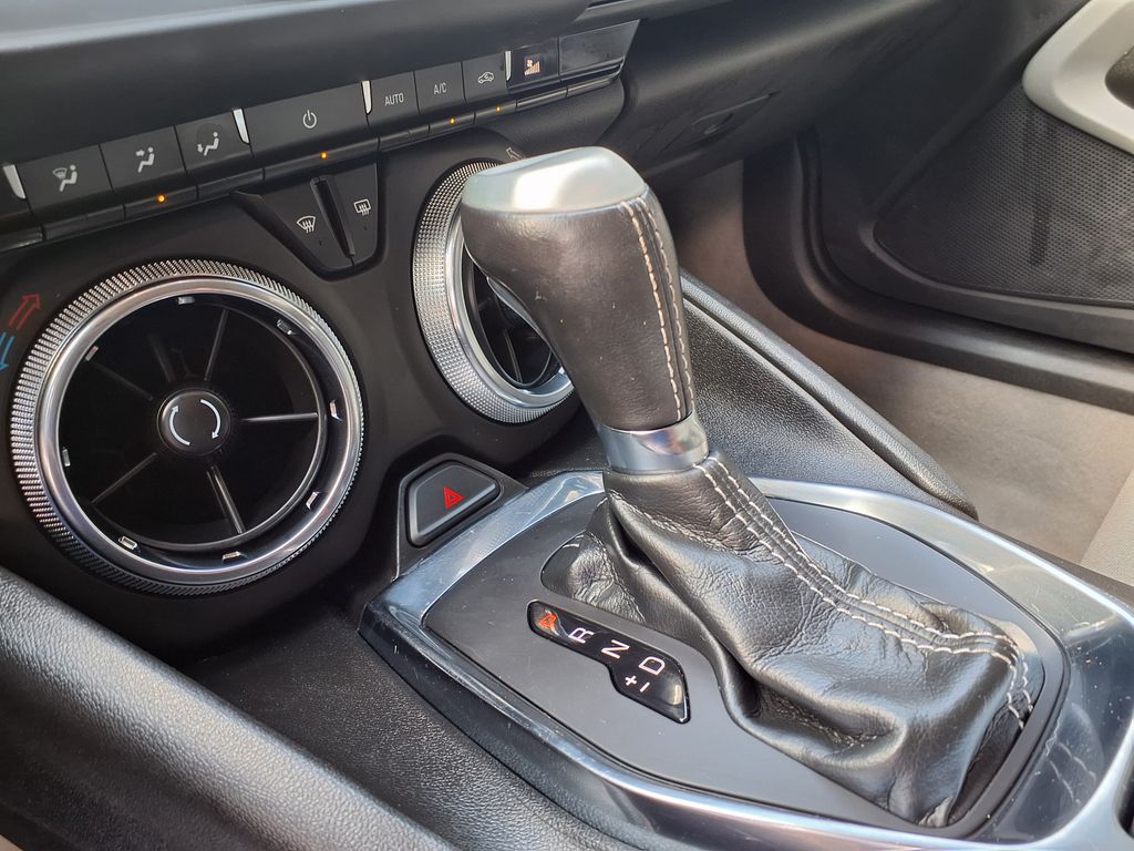 Used 2022 Black Chevrolet 1LT image 24