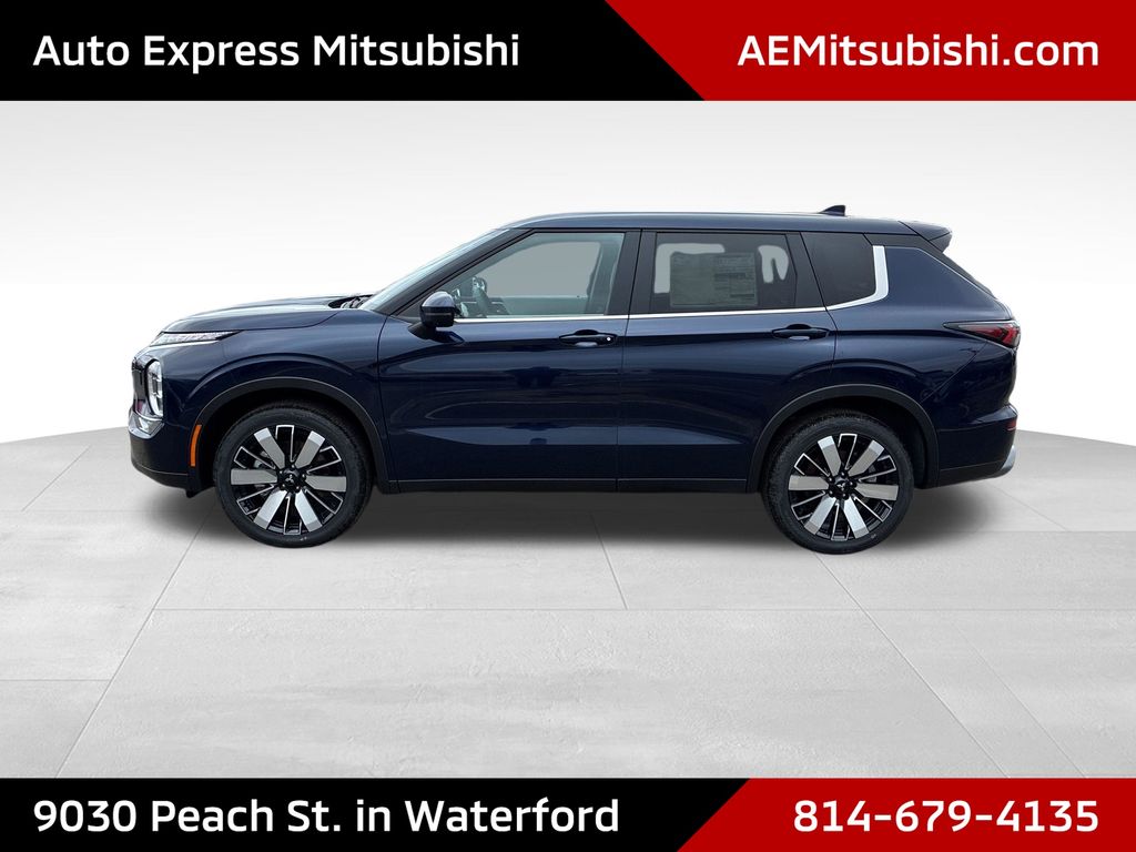 2026 Mitsubishi Outlander SE - 3