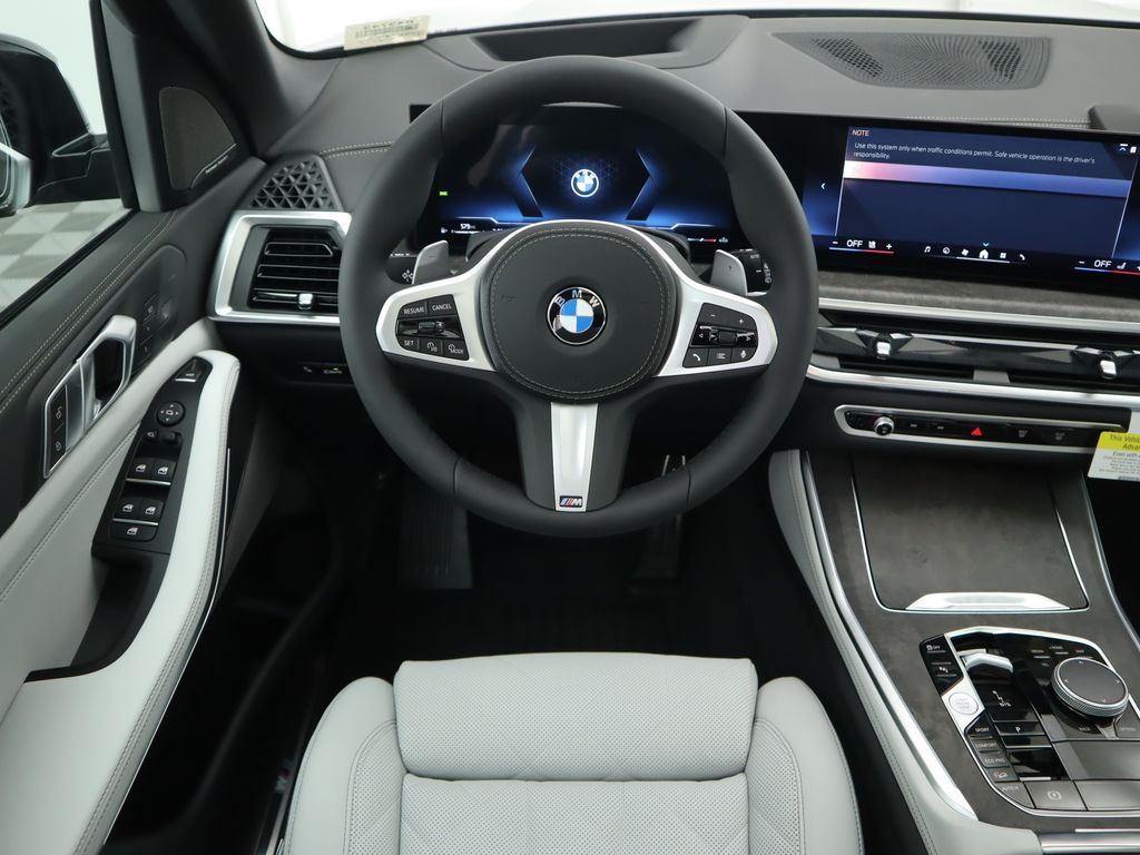 Thumbnail: 2026 BMW X5 - 10