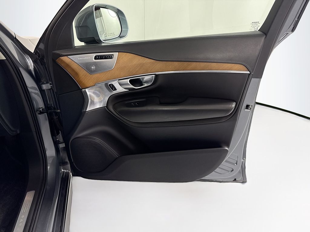 Thumbnail: 2017 Volvo XC90 - 26