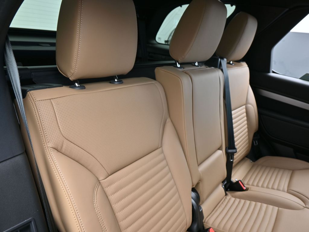 2026 Land Rover Discovery Gemini Edition - Photo 43