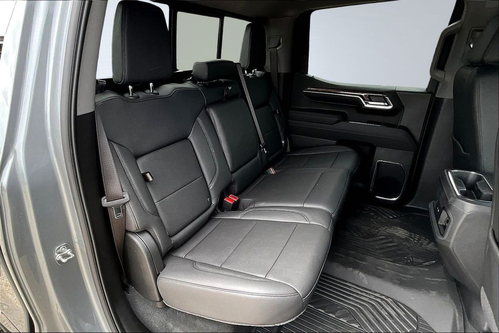2026 Chevrolet Silverado 1500 LT Trail Boss - 10