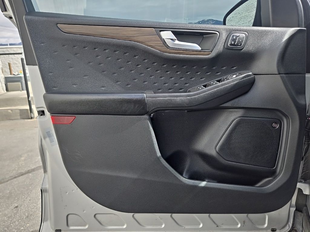 Used 2020 Silver Ford Titanium image 14