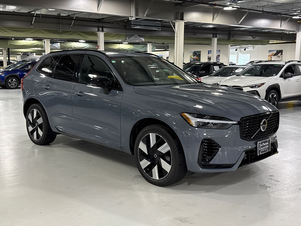 Thunder Gray Metallic 2024 Volvo XC60 SUV / Crossover All-Wheel Drive Automatic