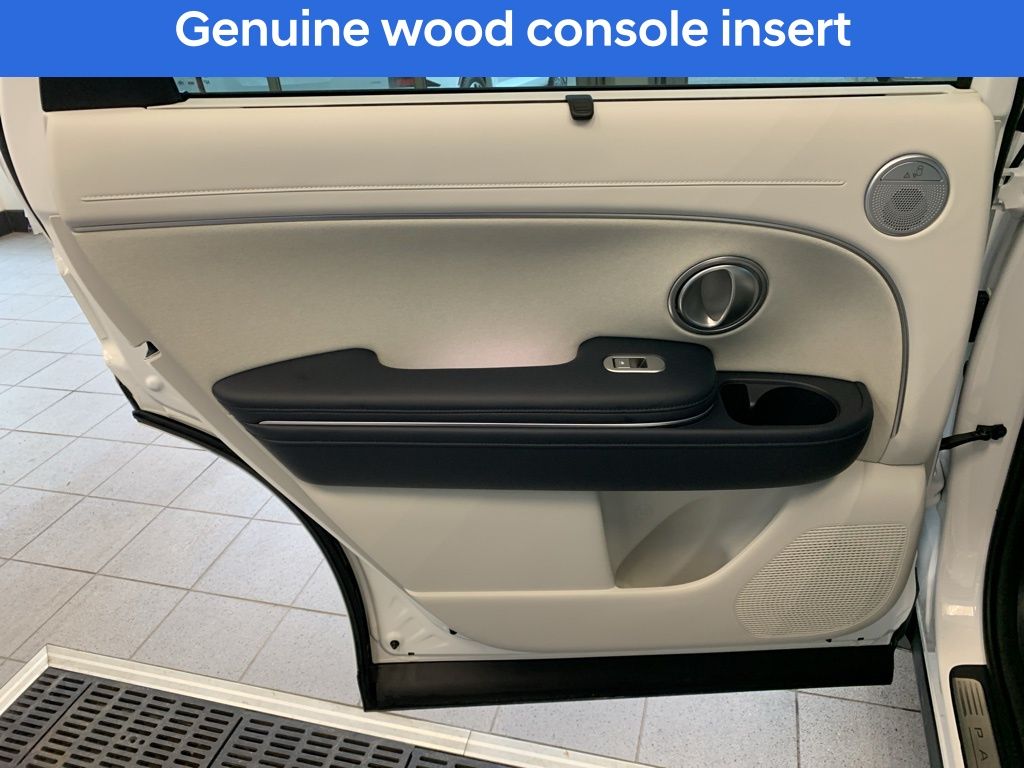 New 2026 White Hyundai Calligraphy image 15