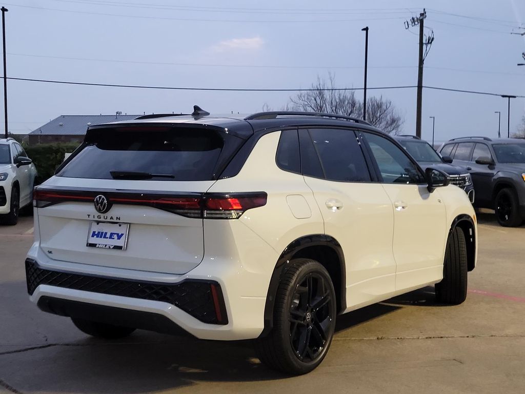 new 2026 Volkswagen Tiguan car, priced at $38,220