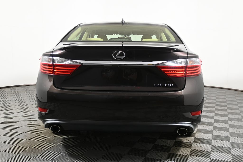 Thumbnail: 2015 Lexus ES - 6