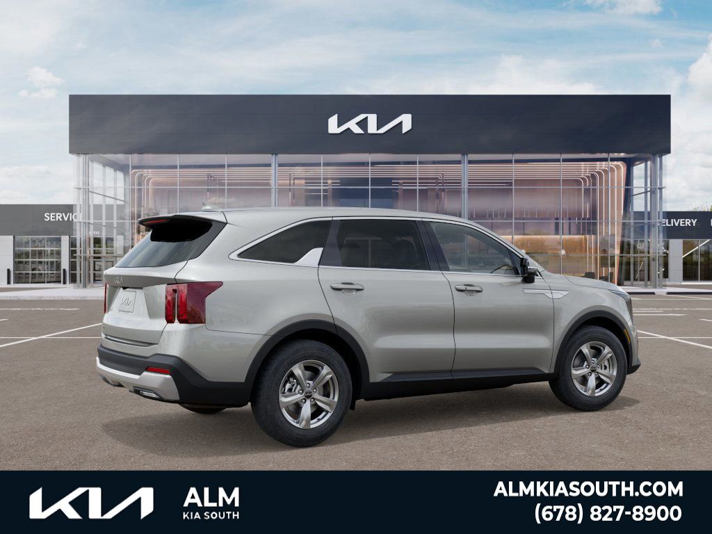 2026 Kia Sorento LX photo 4