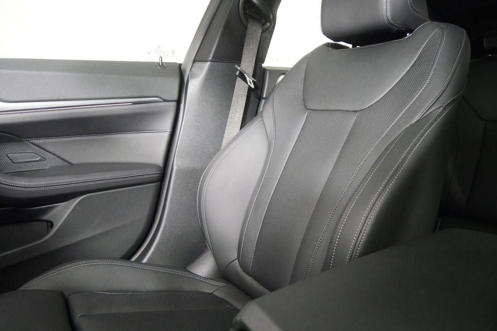 Thumbnail: 2024 BMW 4 Series - 29