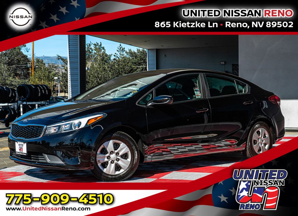 Aurora Black Pearl 2018 Kia Forte Sedan Front-Wheel Drive 6-Speed Manual