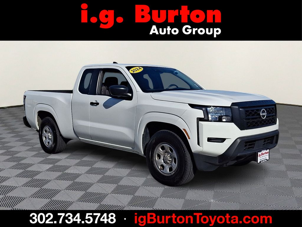 Glacier White 2024 Nissan Frontier Pickup Truck 4X2 9-Speed Automatic Overdrive