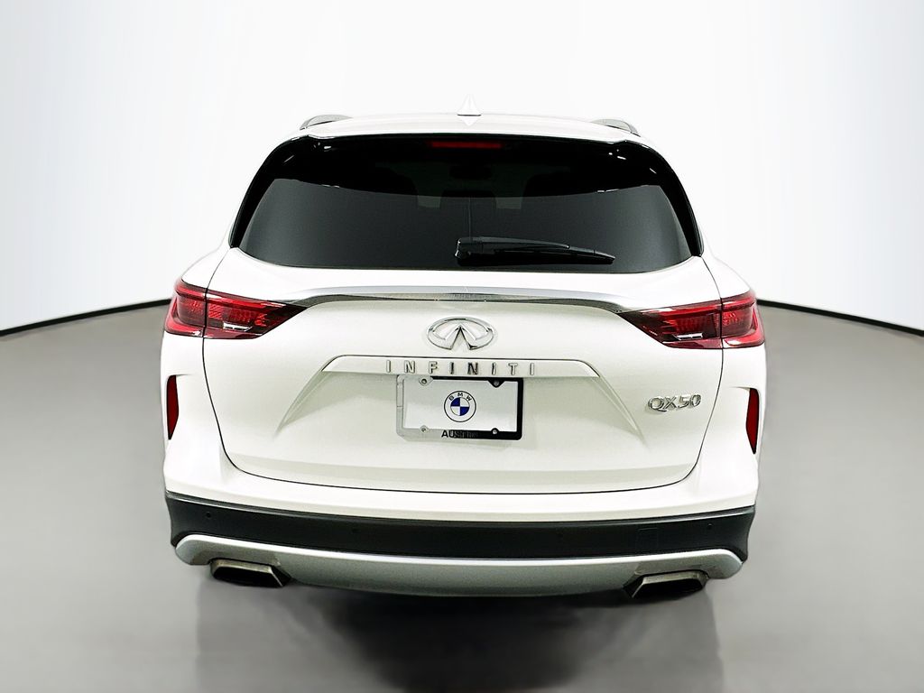 2022 INFINITI QX50 Essential 6