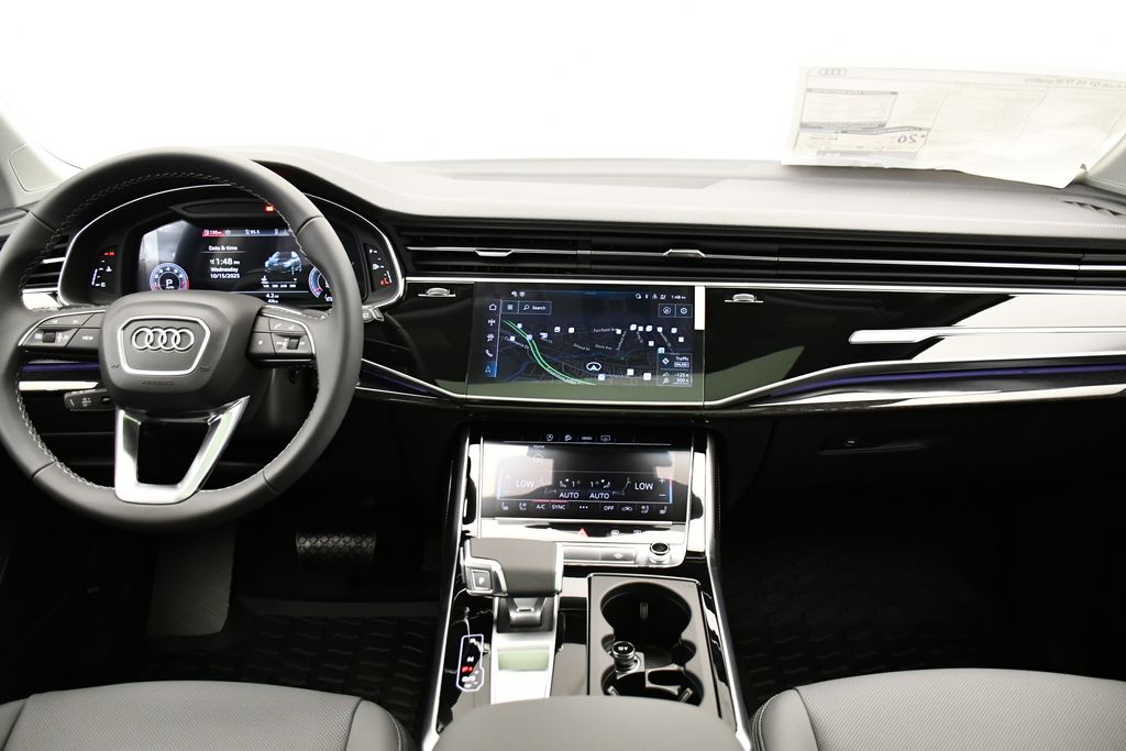 Thumbnail: 2025 Audi Q7 - 19