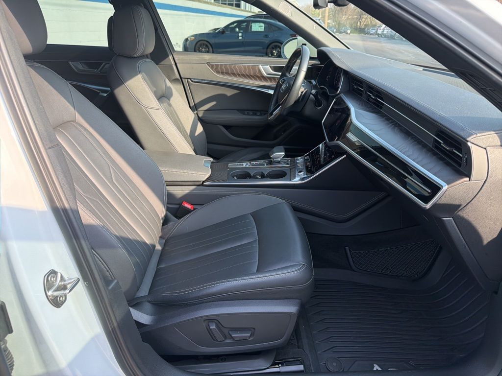 Thumbnail: 2020 Audi A6 - 24