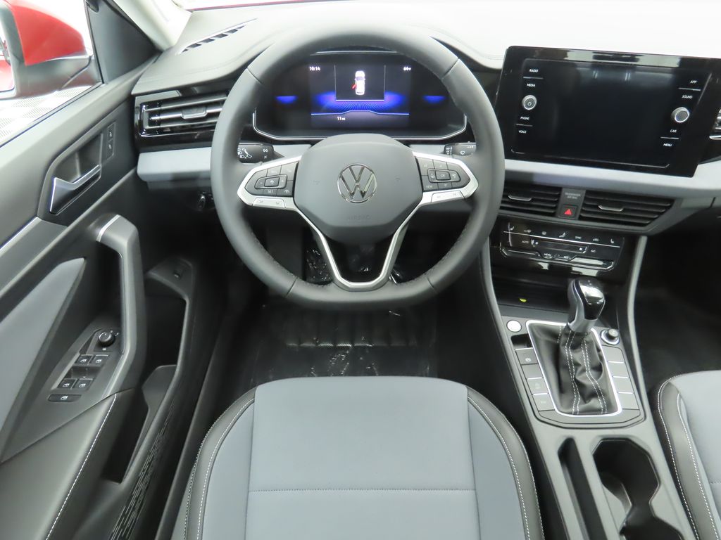 2025 Volkswagen Jetta SE 11