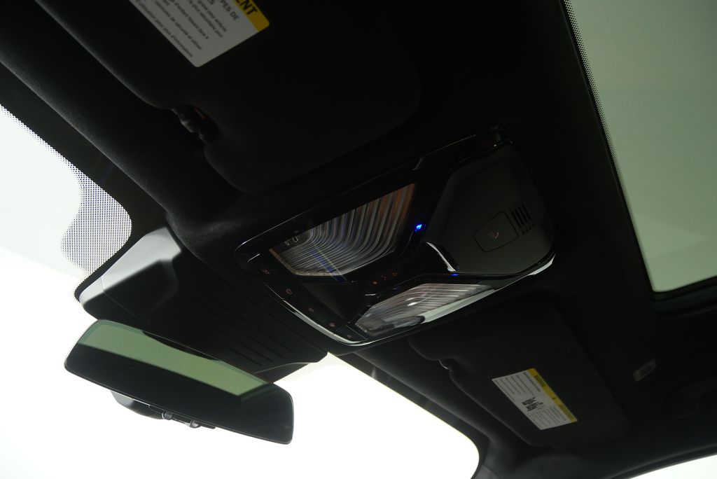 Thumbnail: 2025 BMW X7 - 27