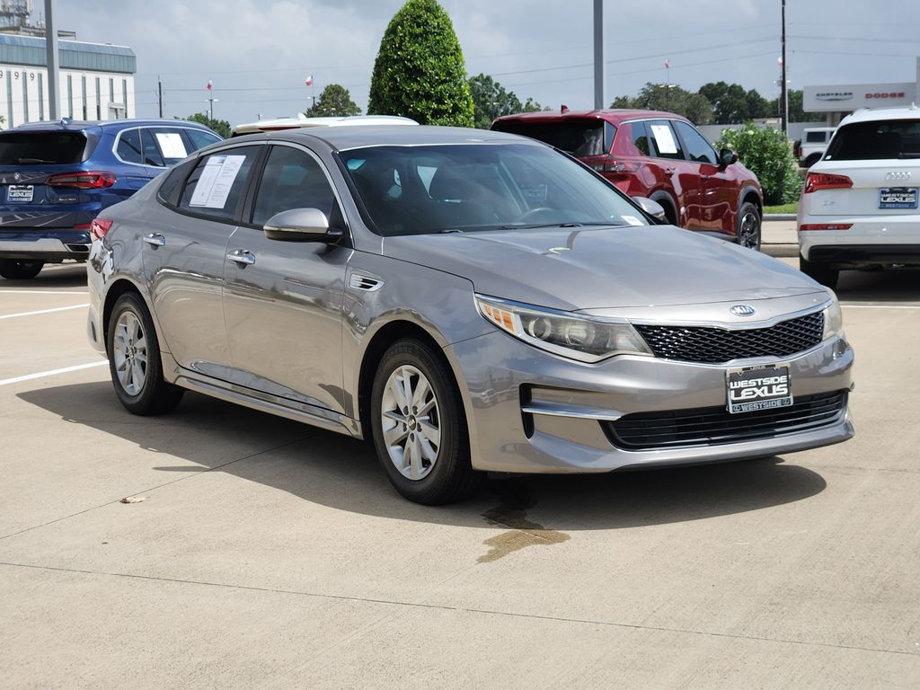 2018 Kia Optima LX Silver at Community Kia