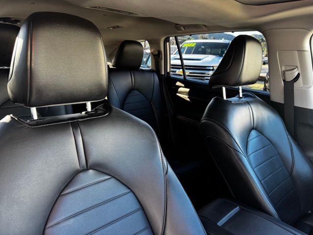 Used 2020 Toyota Highlander Hybrid SUV
