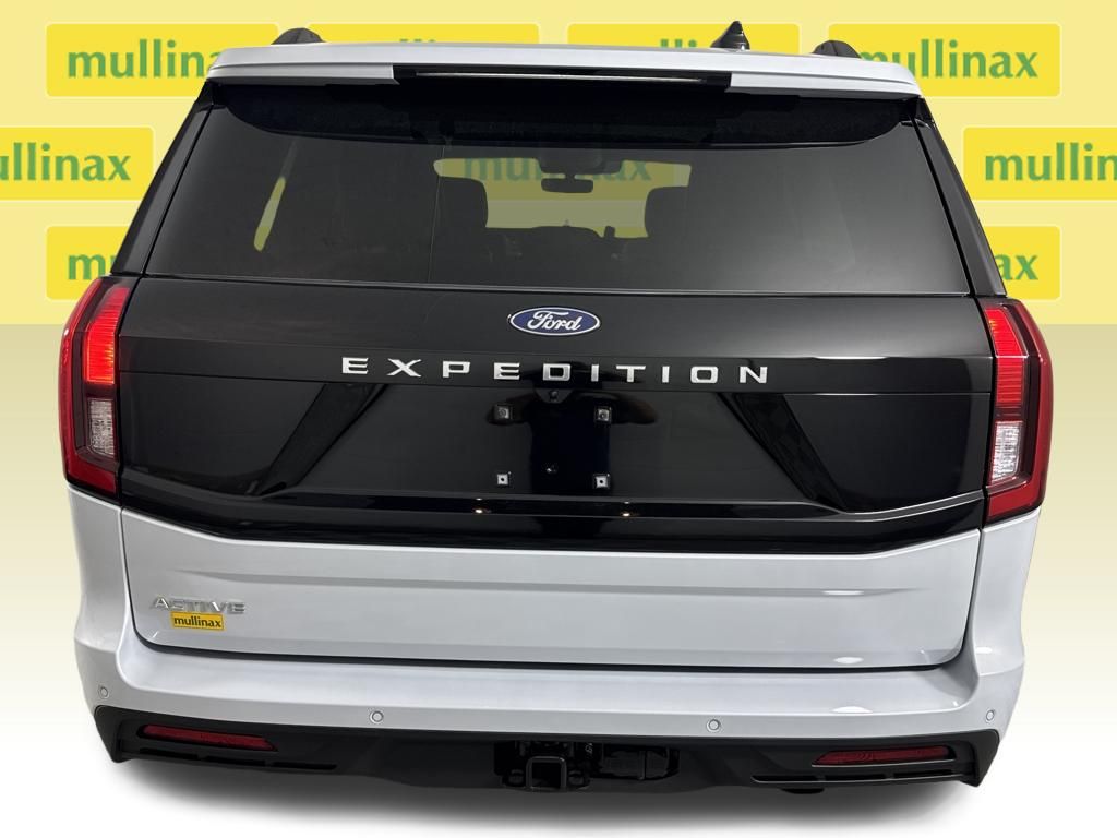 New 2026 Silver Ford Active image 21