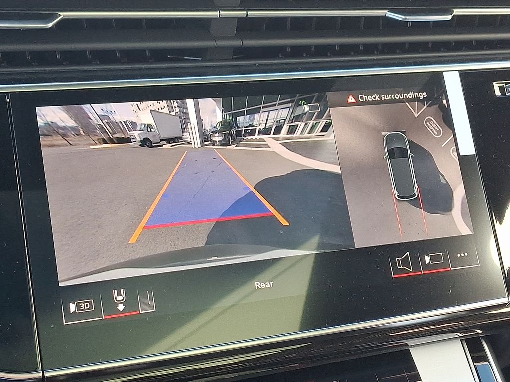 Thumbnail: 2026 Audi Q7 - 15