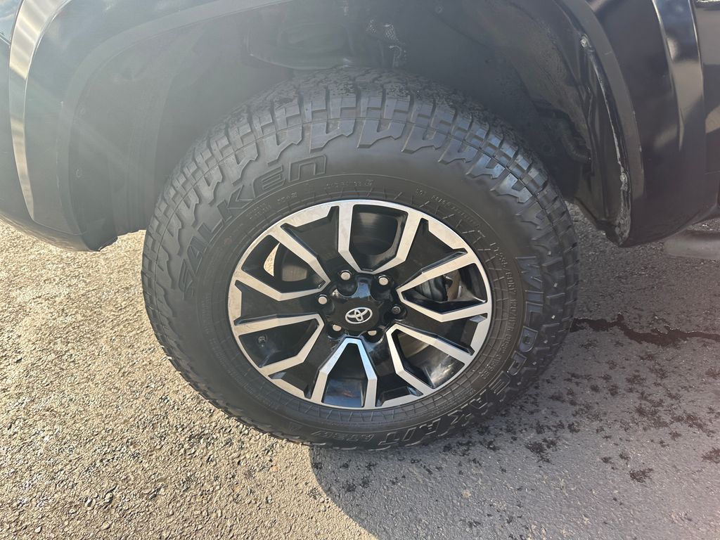 2020 Toyota Tacoma TRD Sport