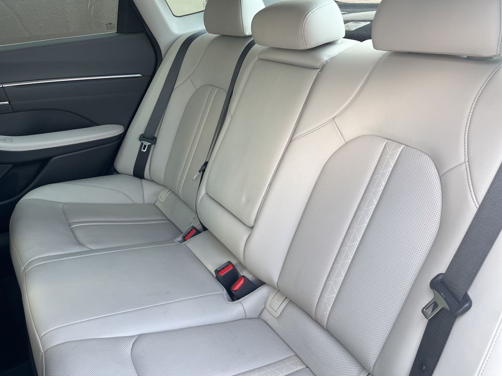 2022 Hyundai Sonata Limited 13