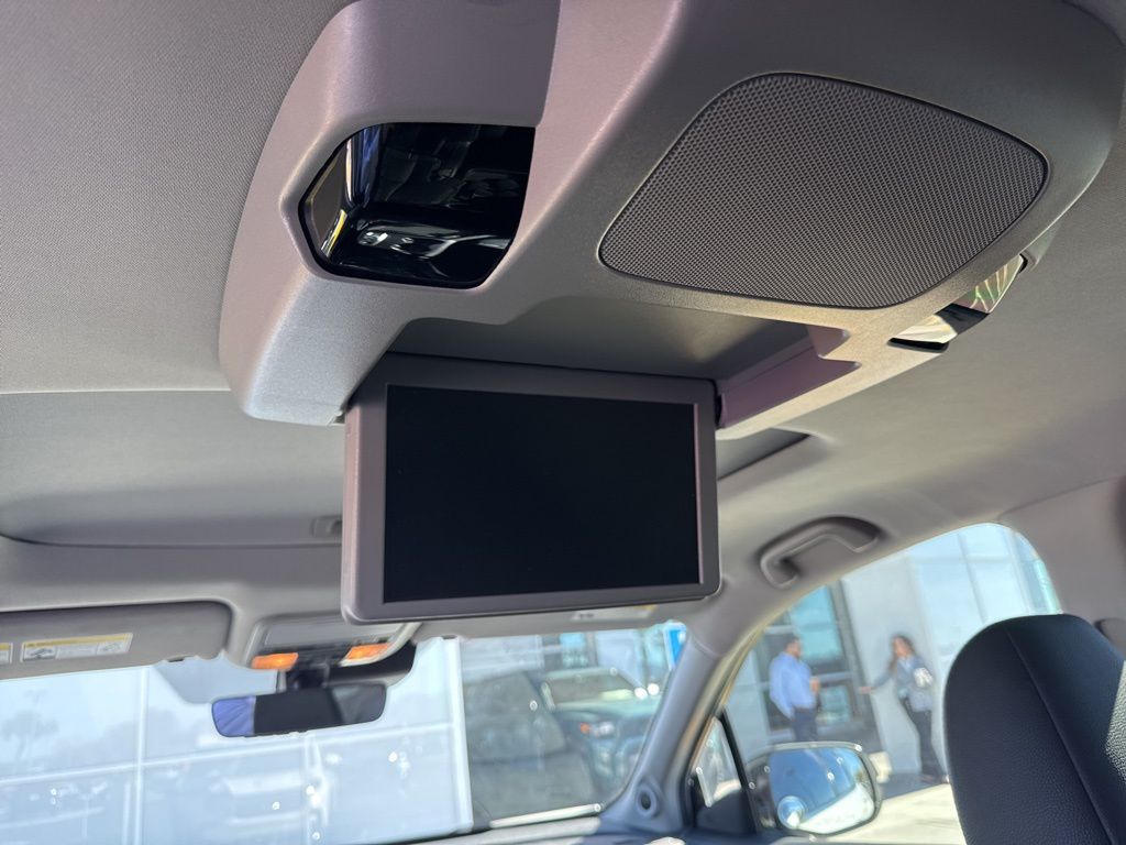 Thumbnail: 2019 Honda Pilot - 28