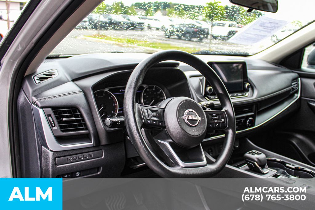 Used 2024 Silver Nissan S image 22