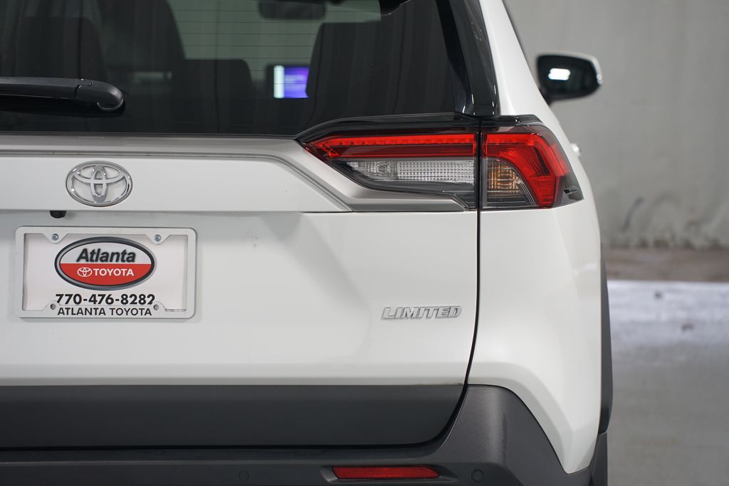 Thumbnail: 2024 Toyota RAV4 - 10